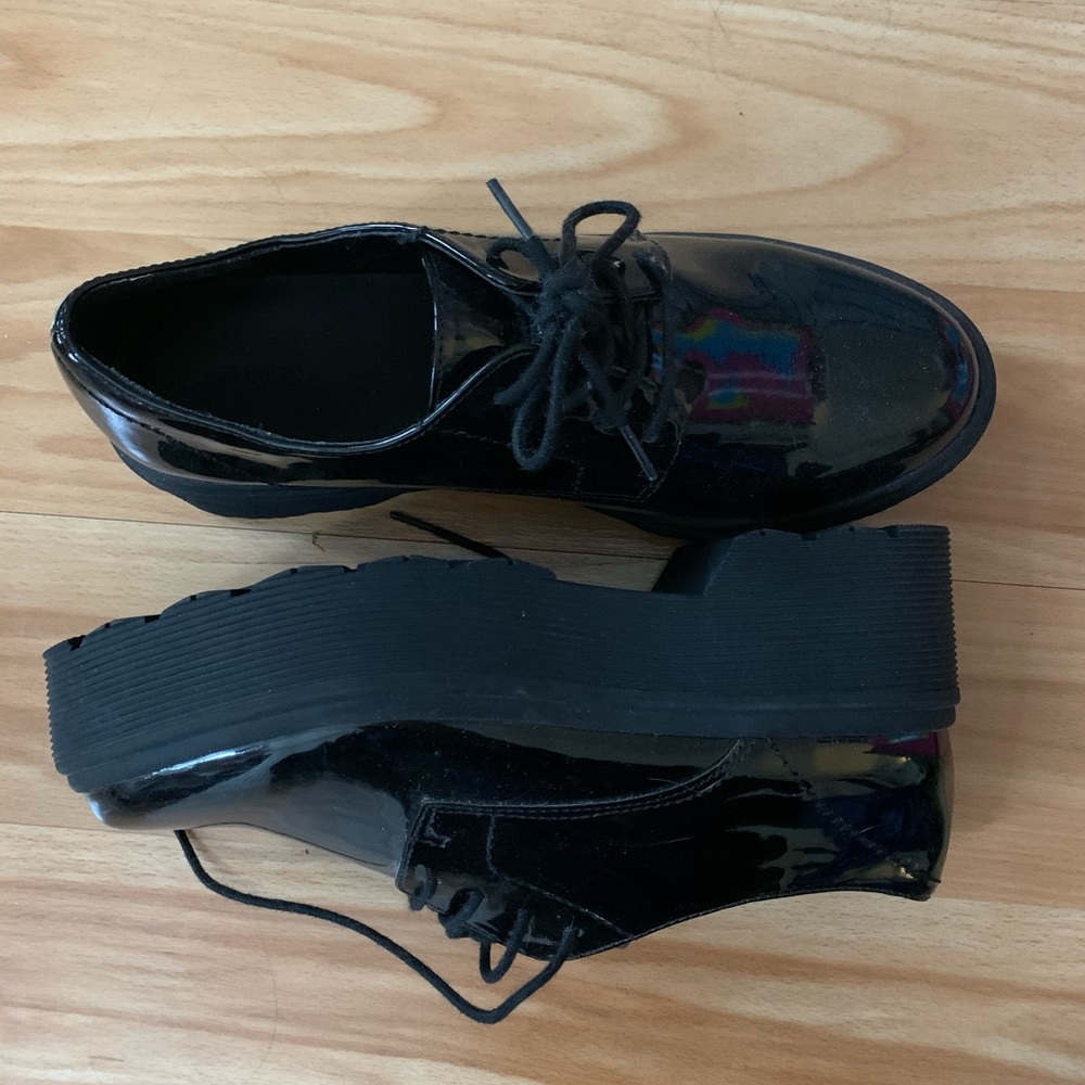 black platforms